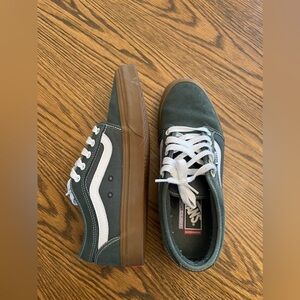 Men’s Vans size 9.5 - Great Used Condition